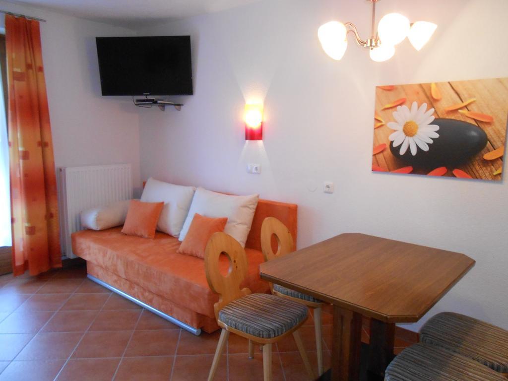 Appartement Haus Gatterer Obertilliach Buitenkant foto