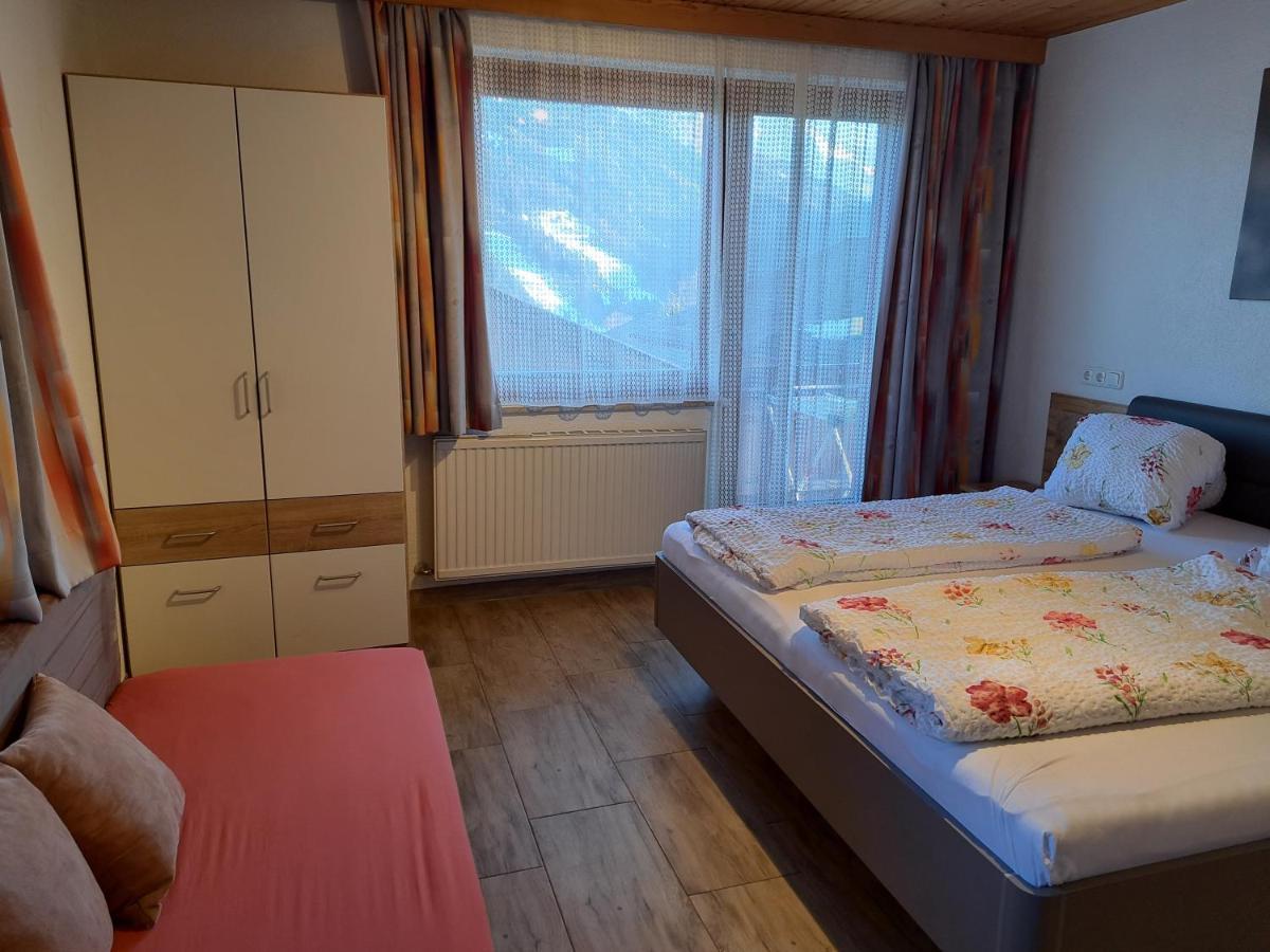 Appartement Haus Gatterer Obertilliach Buitenkant foto