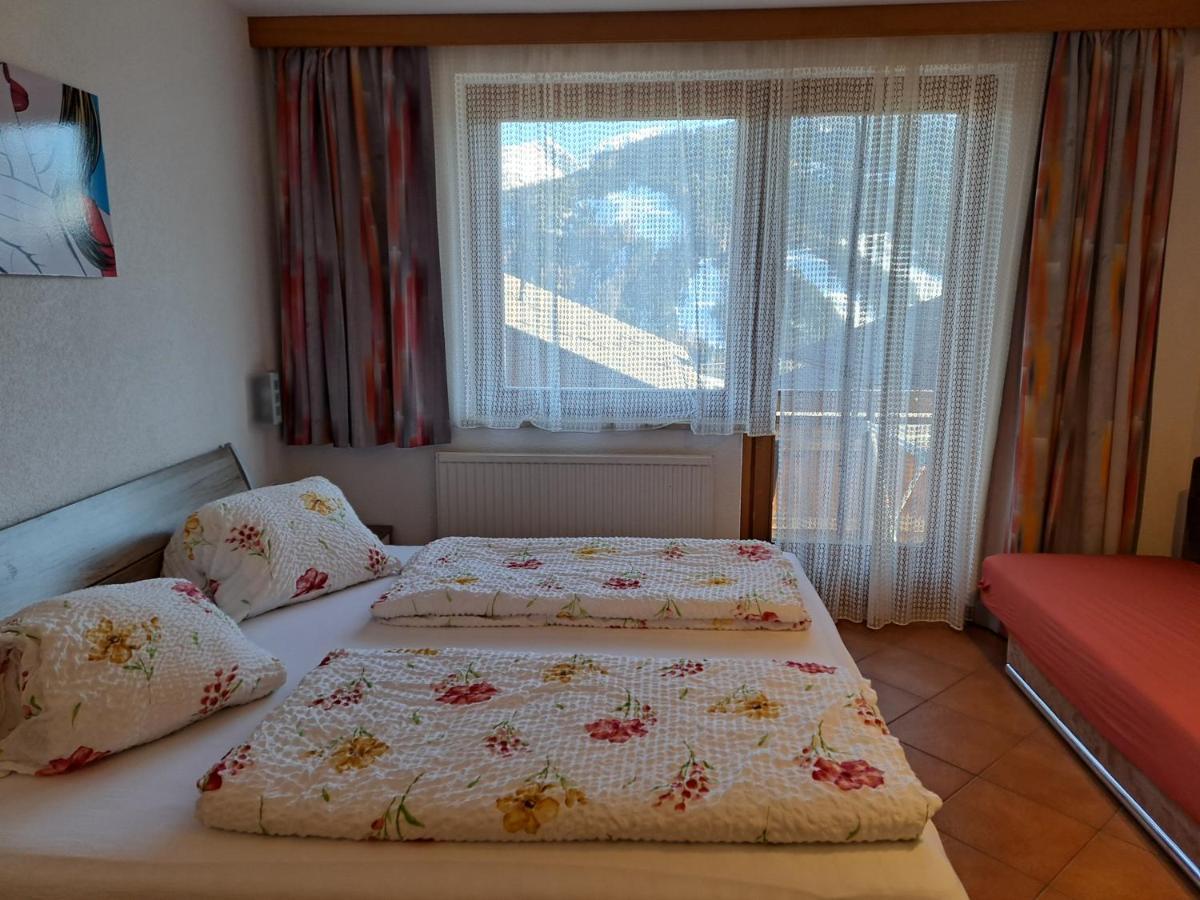 Appartement Haus Gatterer Obertilliach Buitenkant foto