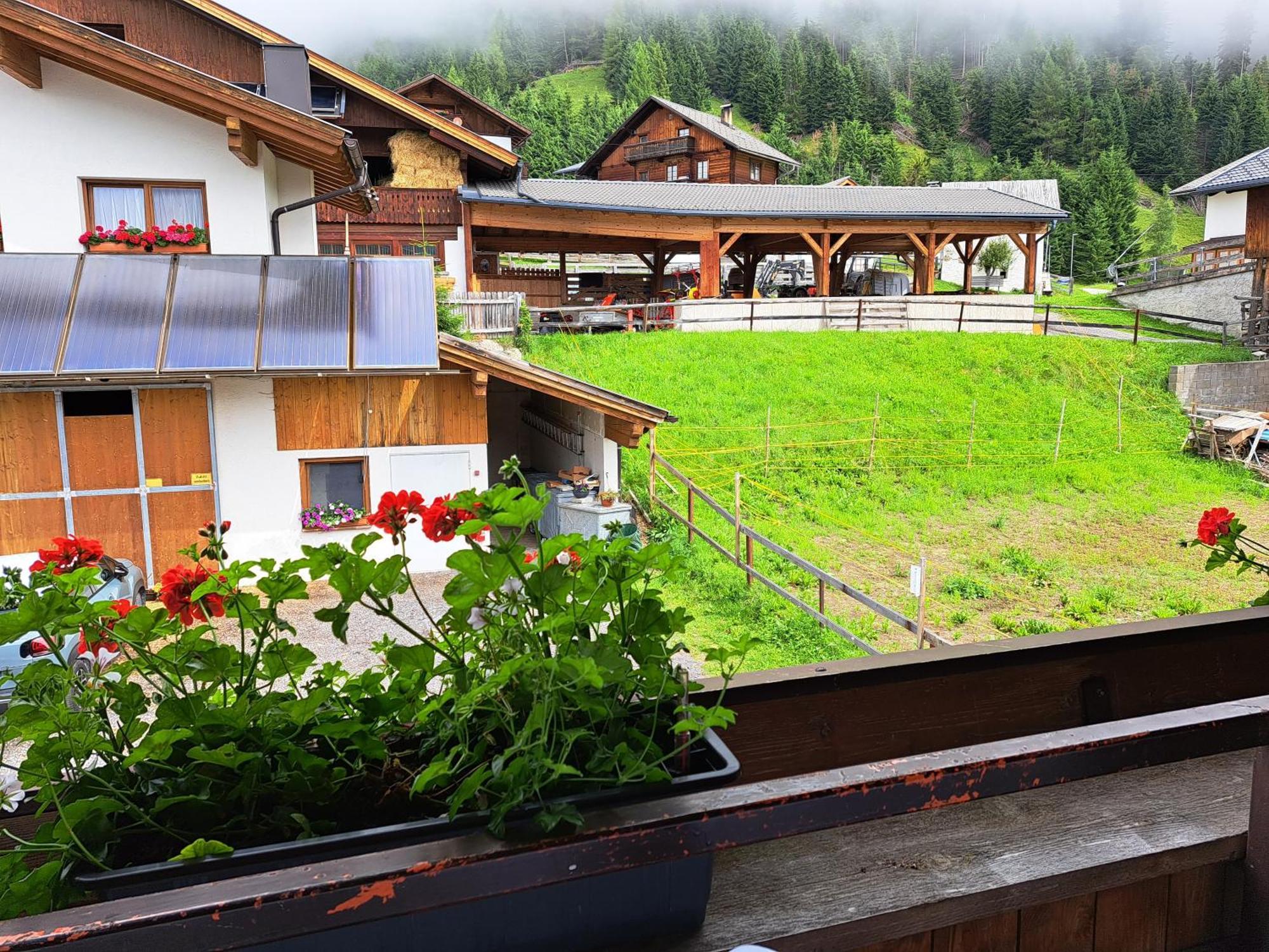 Appartement Haus Gatterer Obertilliach Buitenkant foto