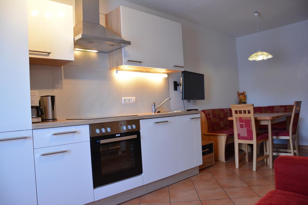 Appartement Haus Gatterer Obertilliach Kamer foto